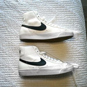 Nike Blazer Mid 77- Youth 4Y Womens 5.5